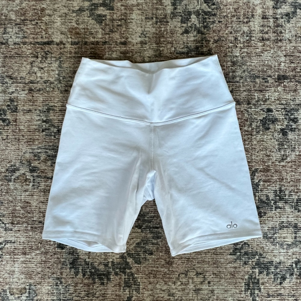 Alo White Biker Shorts